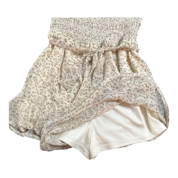 She + Sky Cream Floral jumpsuit - Picture 4 of 6